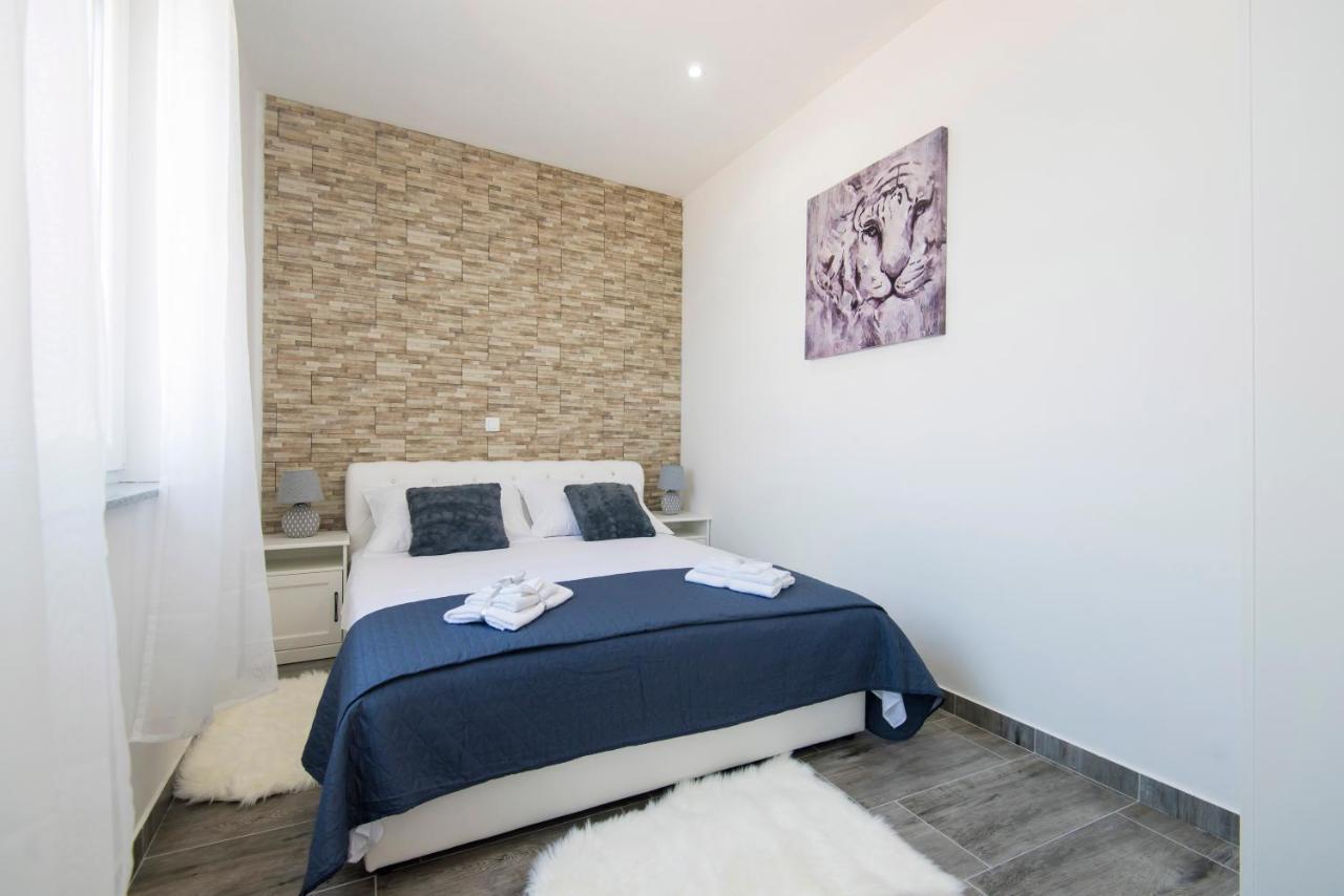 Pleasure Sea View Apartman